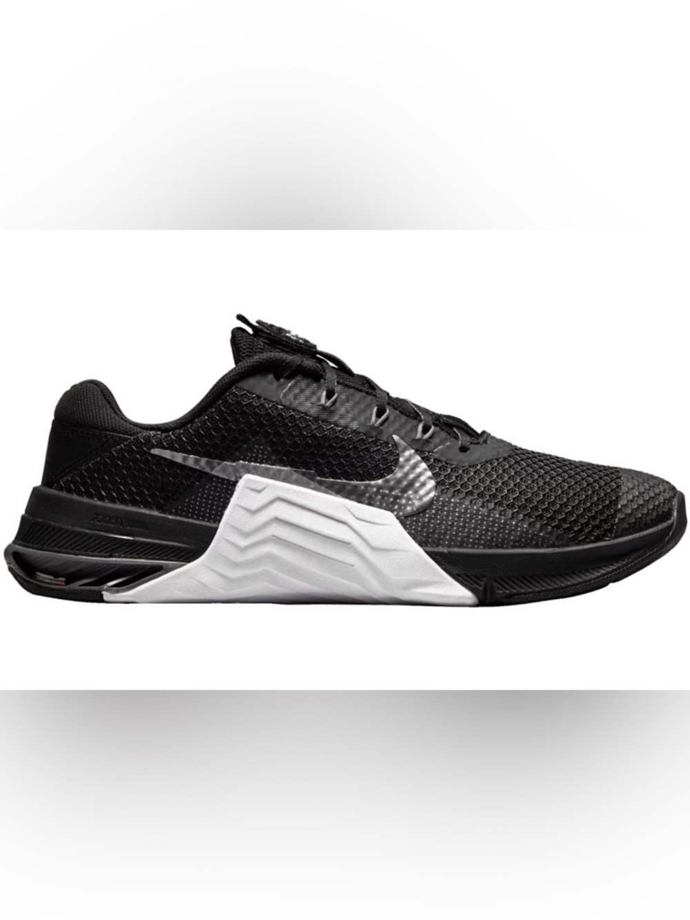 Nike Black & White Metcon 7 Sneakers Size 6.5